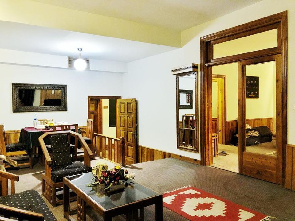 Rock City Resort Mingora Exterior foto
